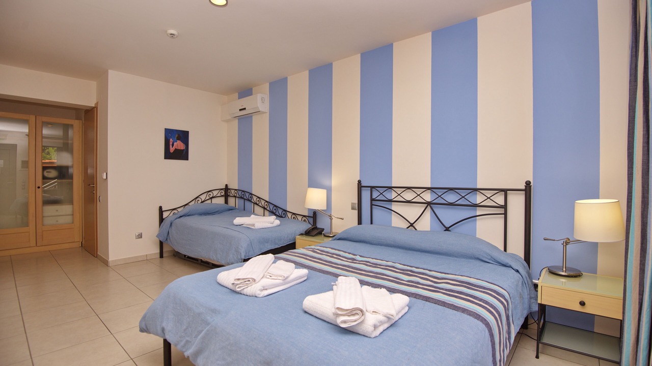Photo of Bedroom in Steni Vala