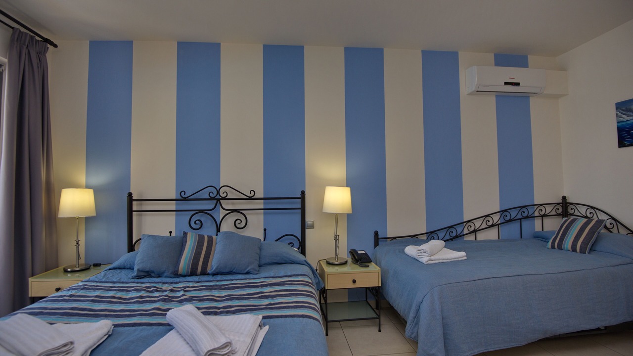 Photo of Bedroom in Steni Vala