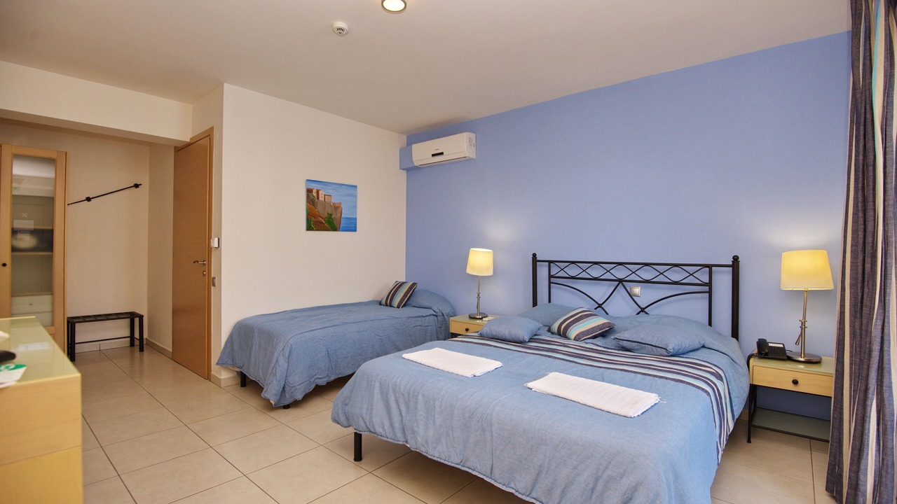 Photo of Bedroom in Steni Vala