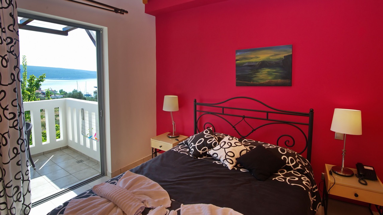 Photo of Bedroom in Steni Vala