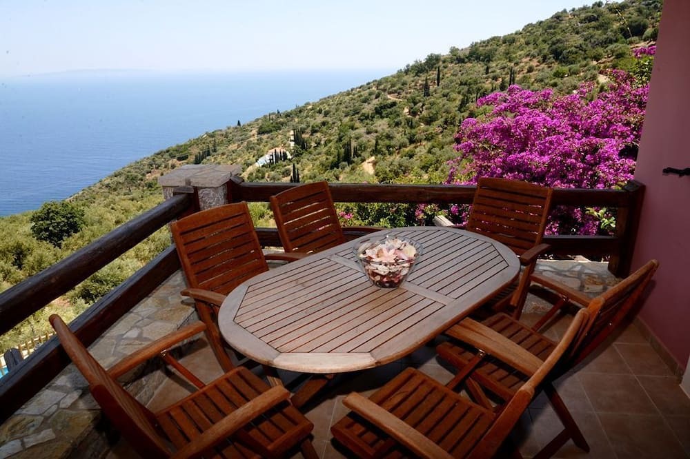Photo of Patio Balcony in Livadi