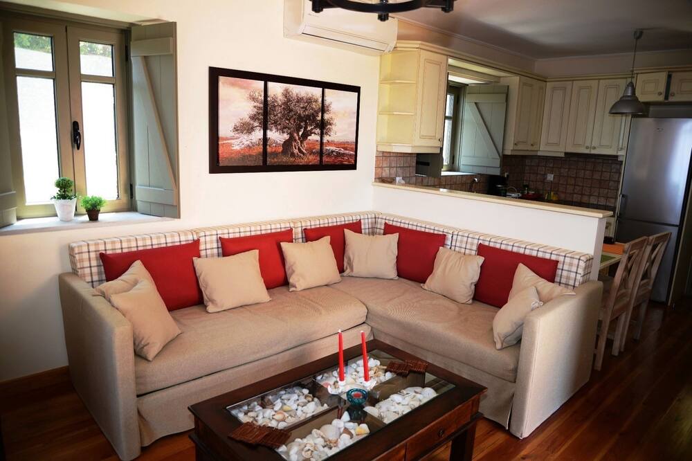 Photo of Livingroom in Livadi