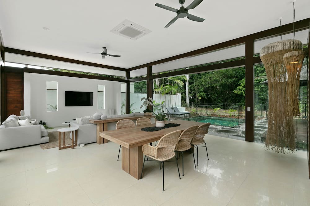 Photo of Others in Palm Cove