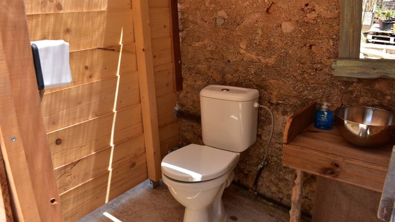 Photo of Bathroom in Marathopoli
