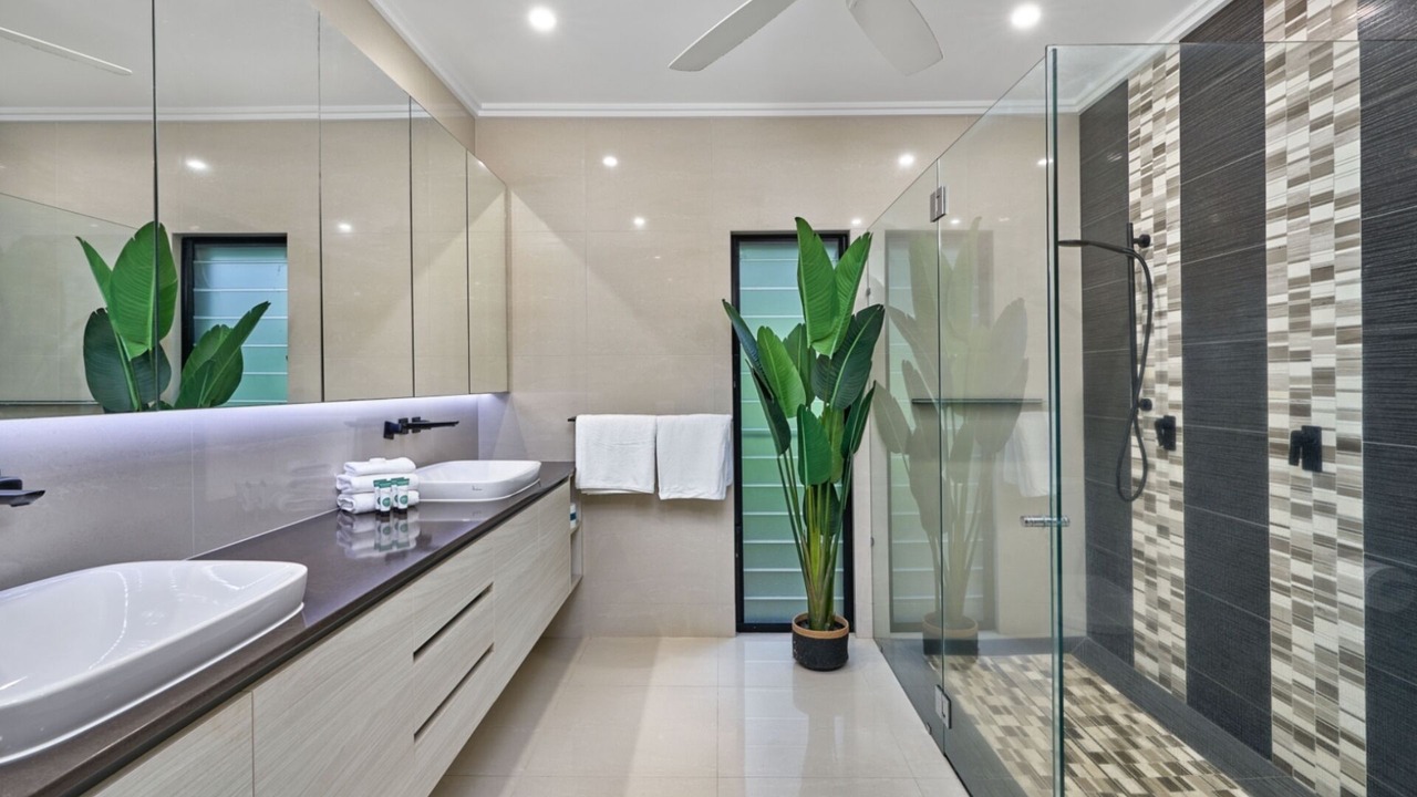 Photo of Bathroom in Kewarra Beach