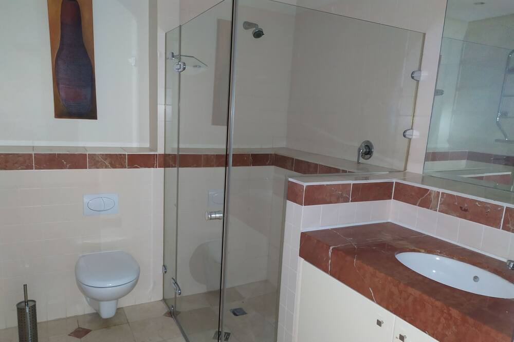 Photo of Bathroom in Victoria and Alfred Waterfront
