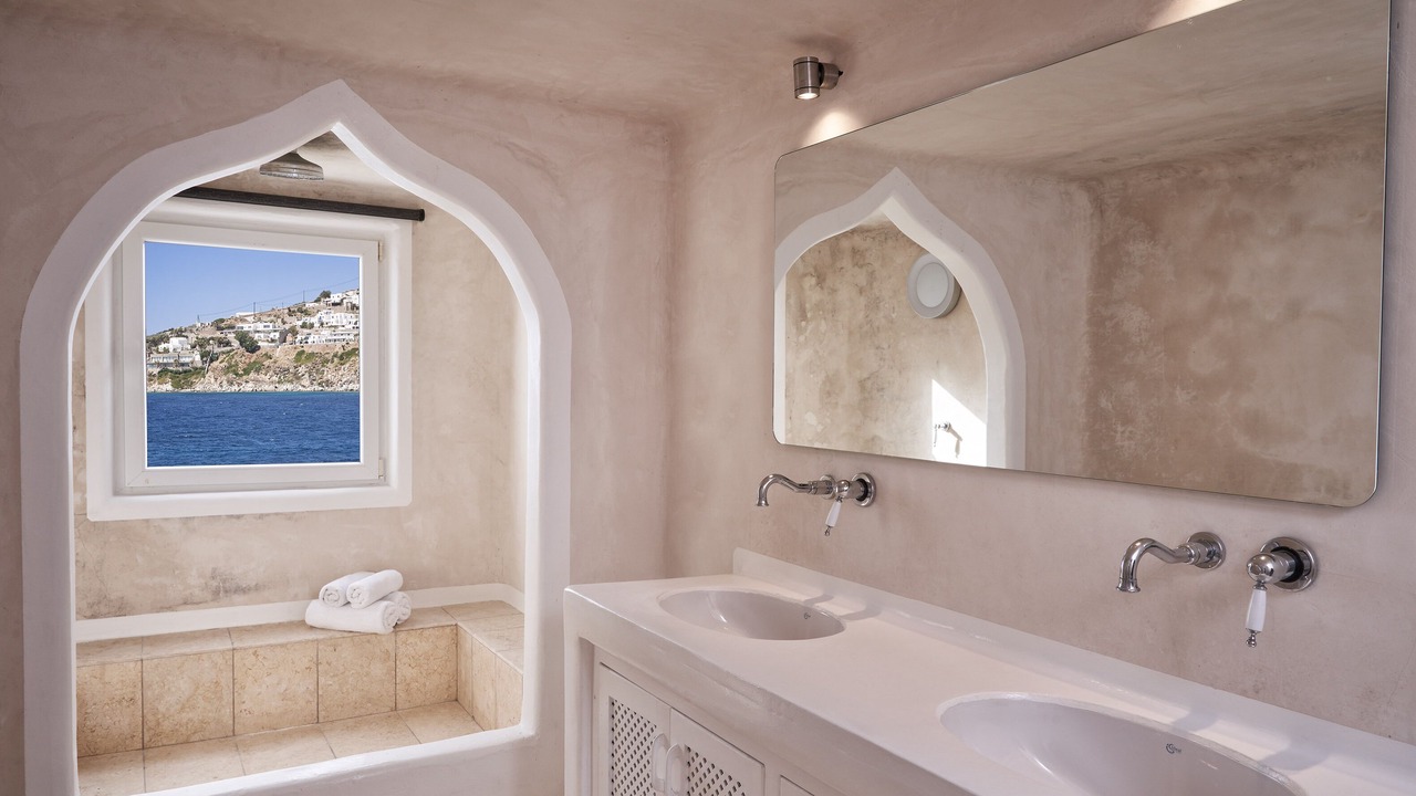 Photo of Bathroom in Platis Gialos