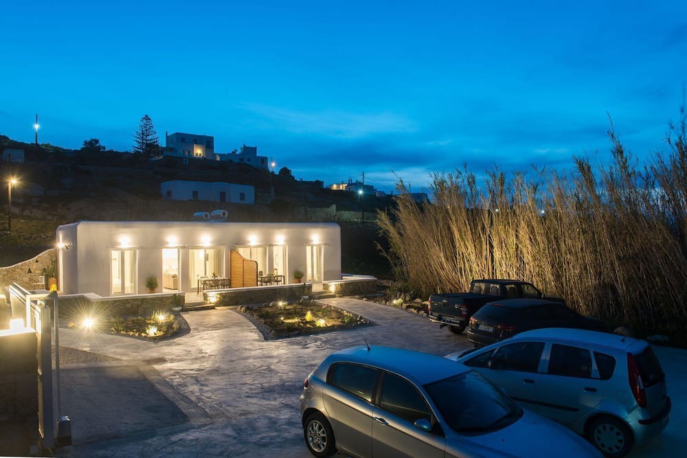 Photo of Outdoor in Glastros