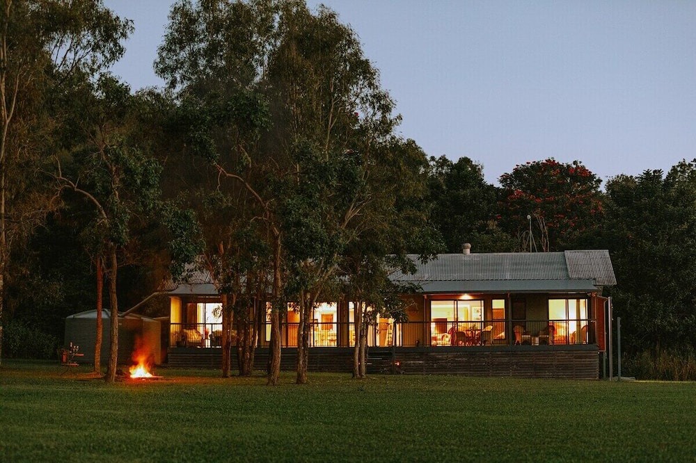 Photo of Outdoor in Mowbray