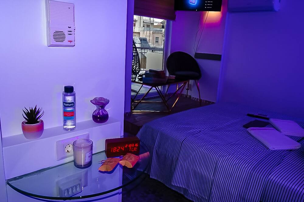 Photo of Bedroom in Koukaki