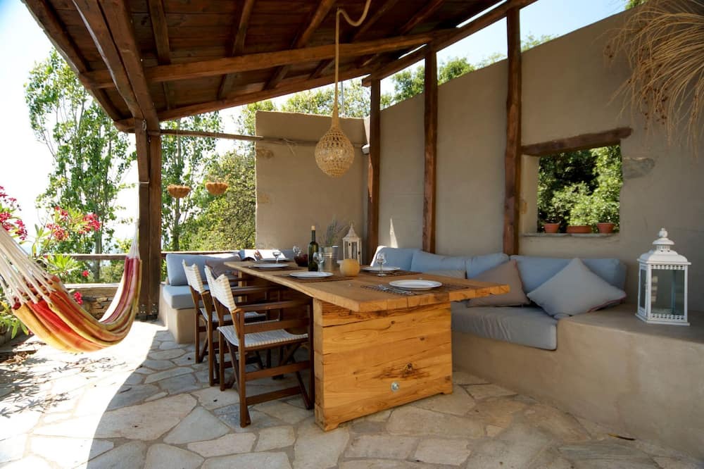 Photo of Patio Balcony in Artemida
