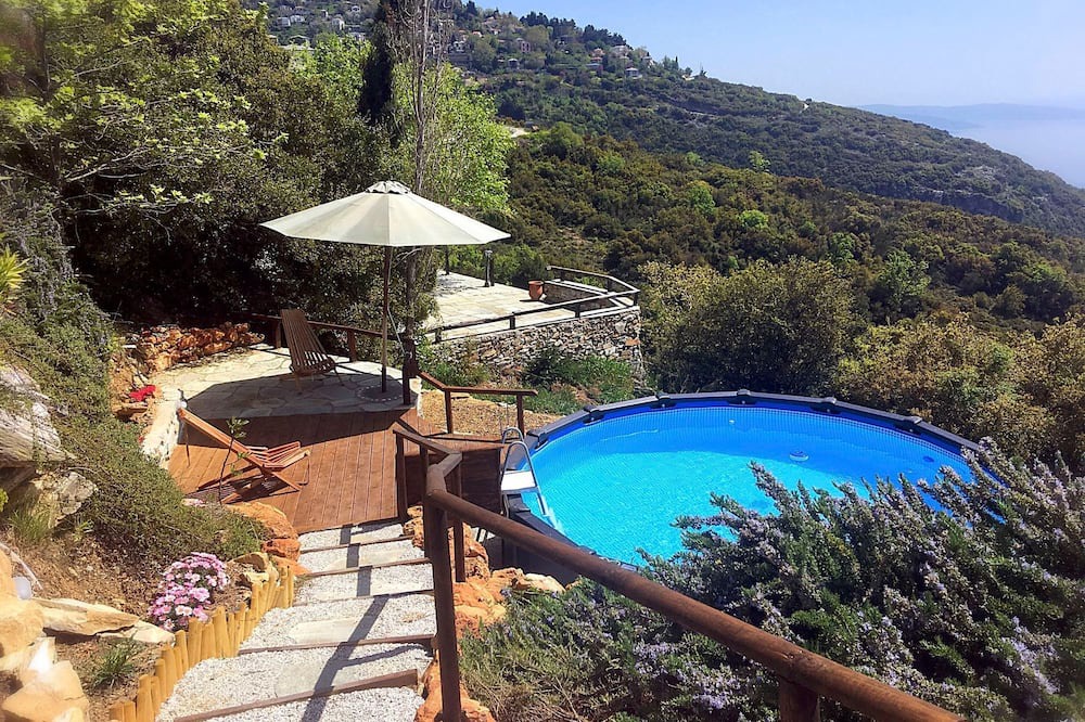 Photo of Outdoor in Artemida