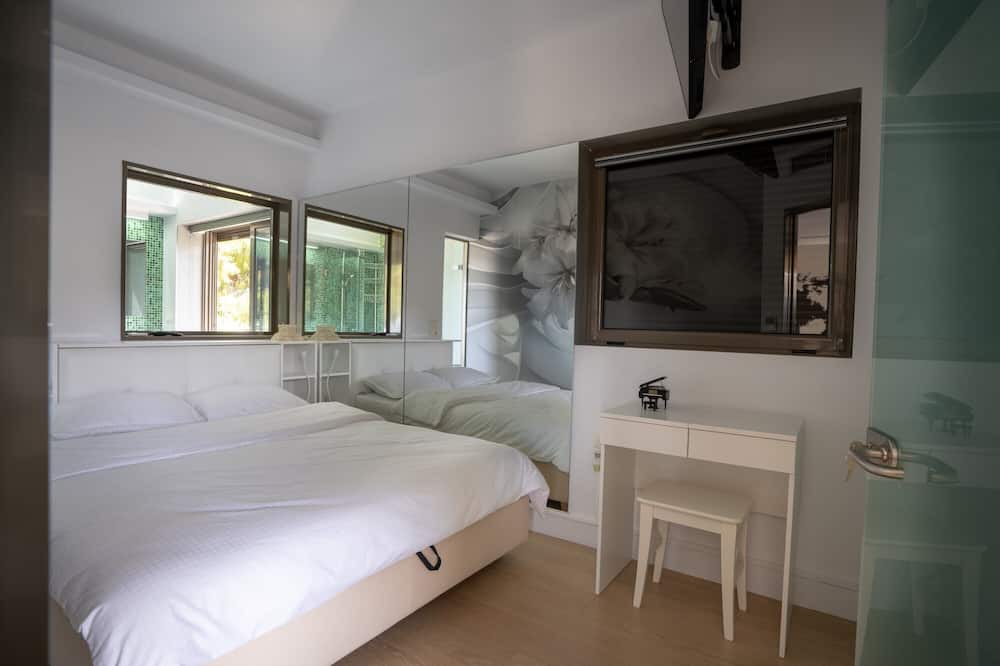 Photo of Bedroom in Varkiza