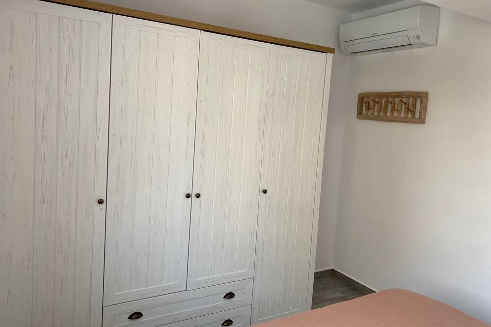 Photo of Bedroom in Tolo