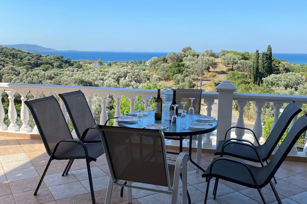 Photo of Patio Balcony in Samos