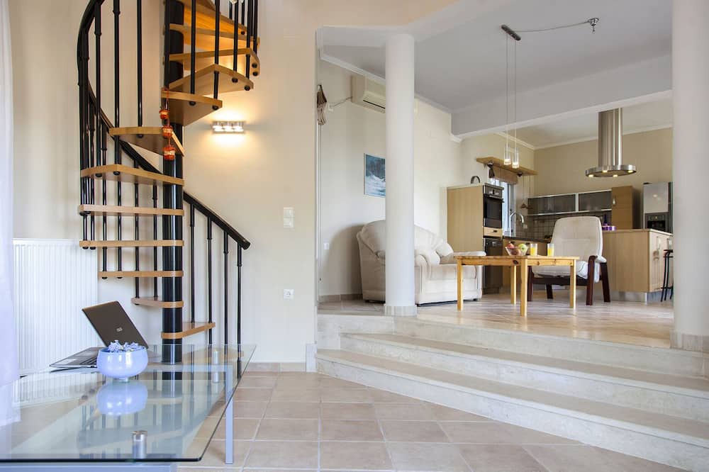 Photo of Livingroom in Katokhorion