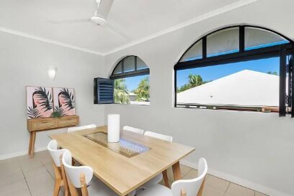 Photo of Kitchen in Palm Cove