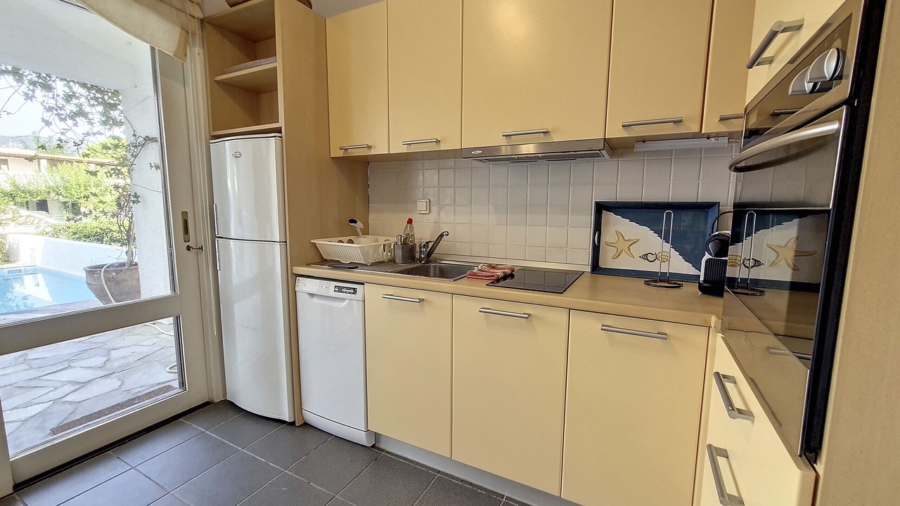 Photo of Kitchen in Plepi
