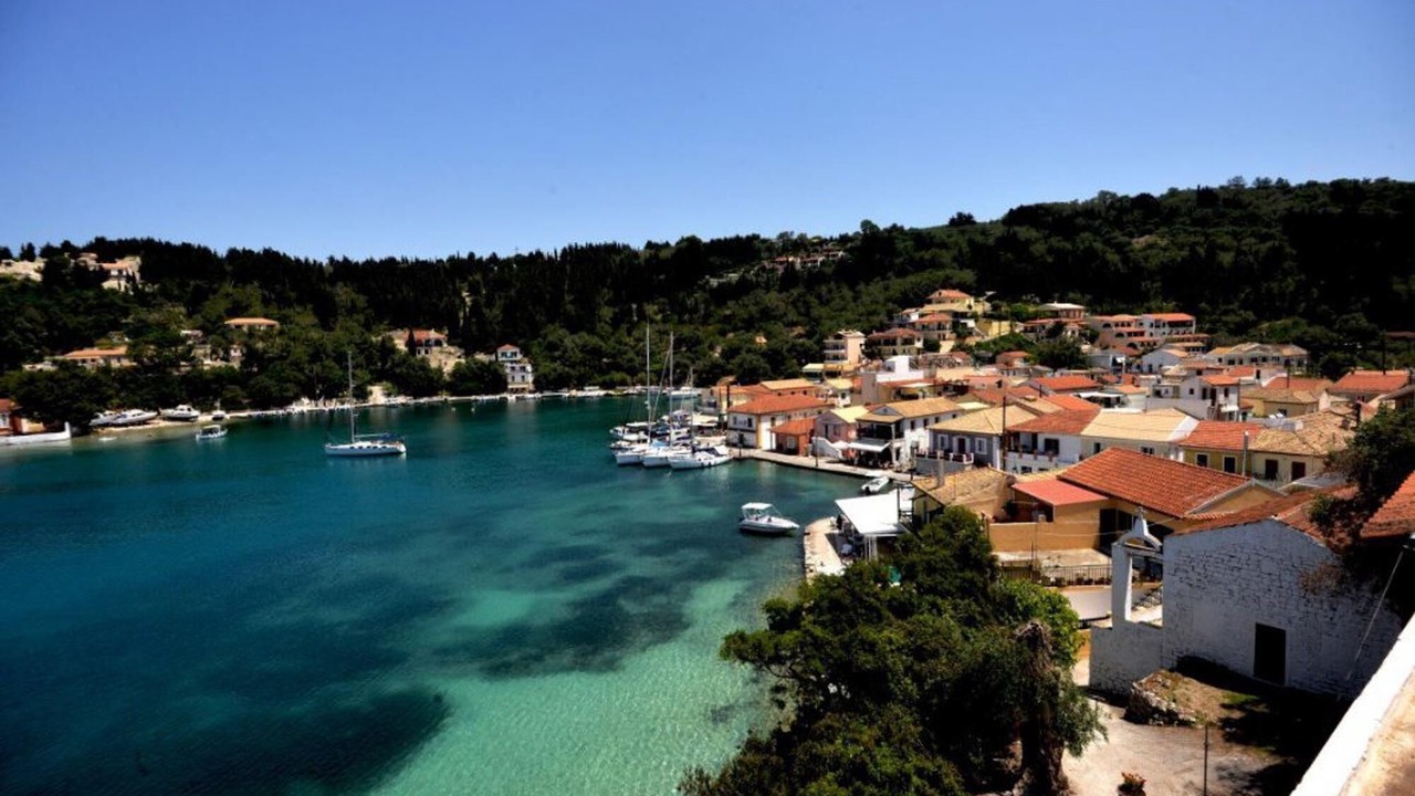 Photo of Others in Lakka