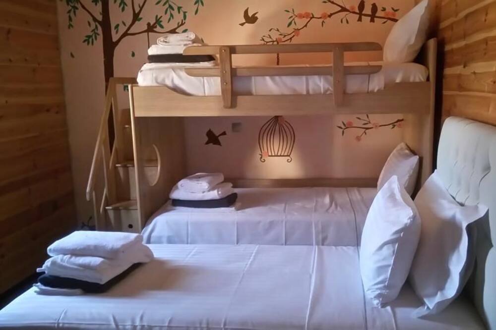 Photo of Bedroom in Chalcis
