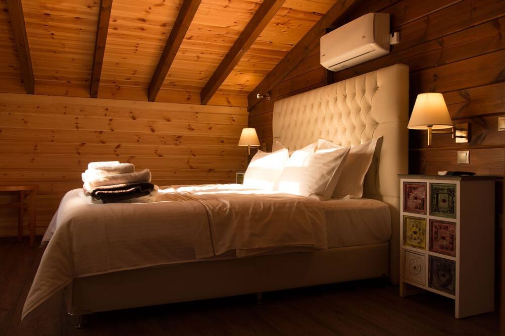 Photo of Bedroom in Chalcis