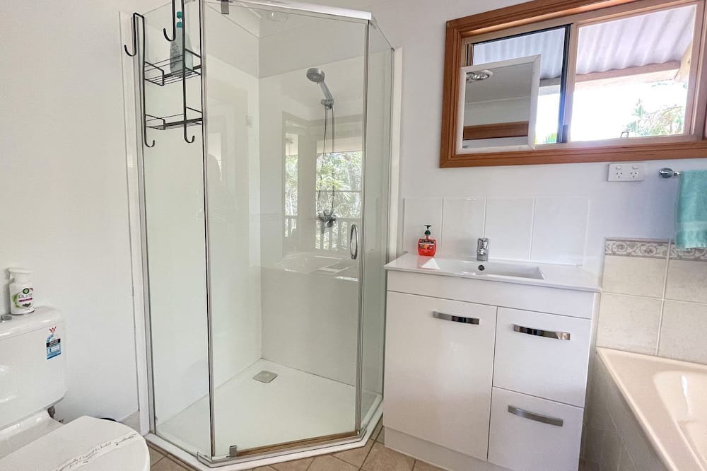 Photo of Bathroom in Toogoom