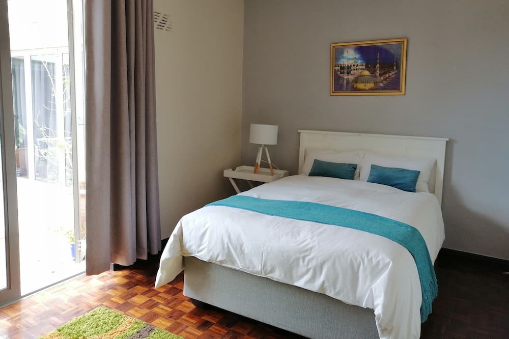 Photo of Bedroom in Pinelands