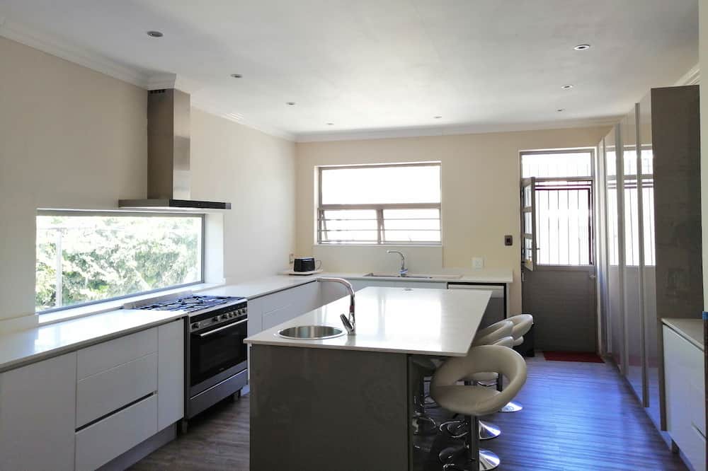 Photo of Kitchen in Pinelands