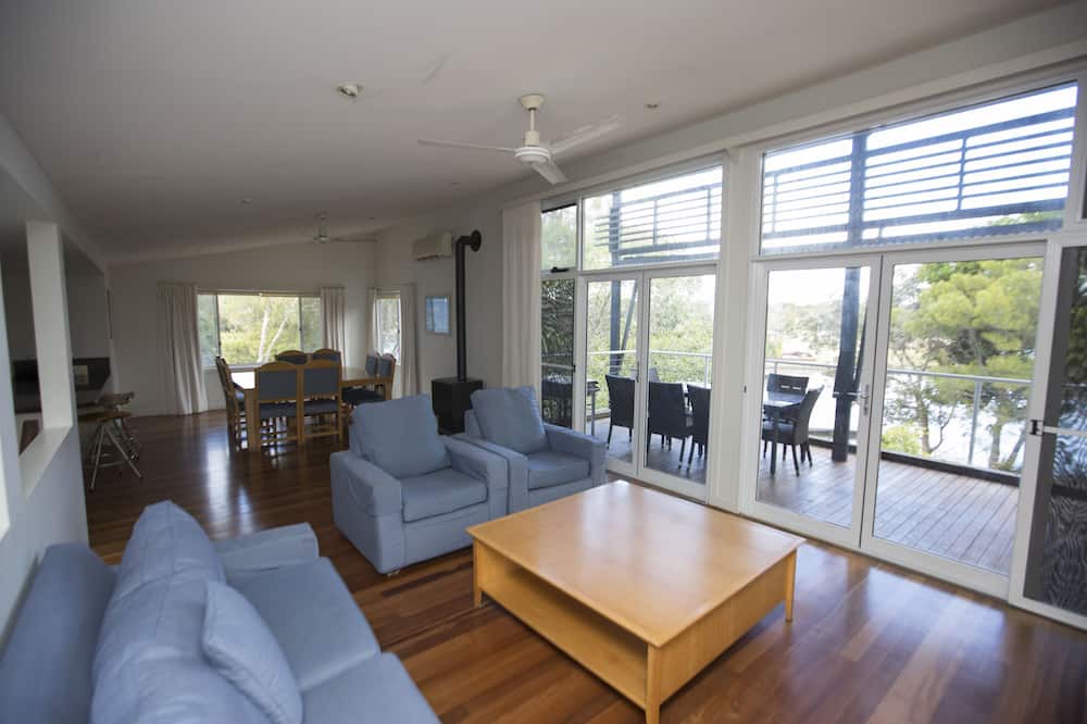 Photo of Livingroom in Gold Coast