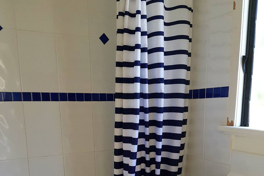 Photo of Bathroom in Arcadia
