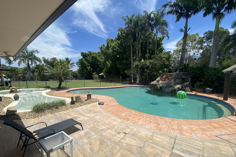 Photo of Outdoor in Helensvale