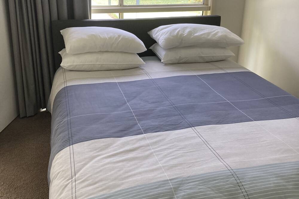 Photo of Bedroom in Deception Bay