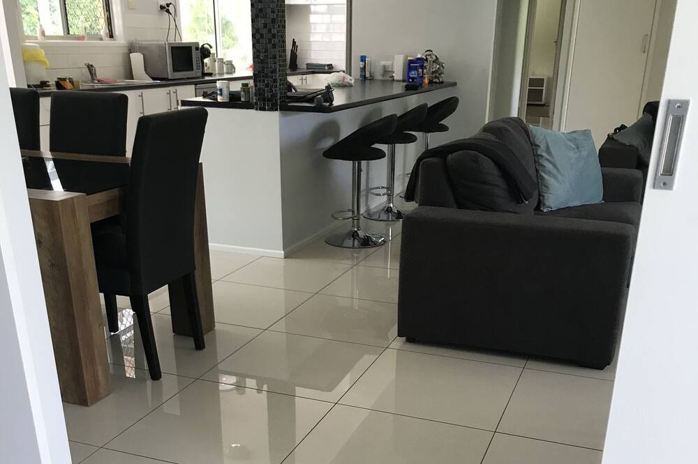 Photo of Others in Deception Bay