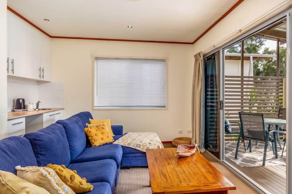 Photo of Livingroom in Sandstone Point