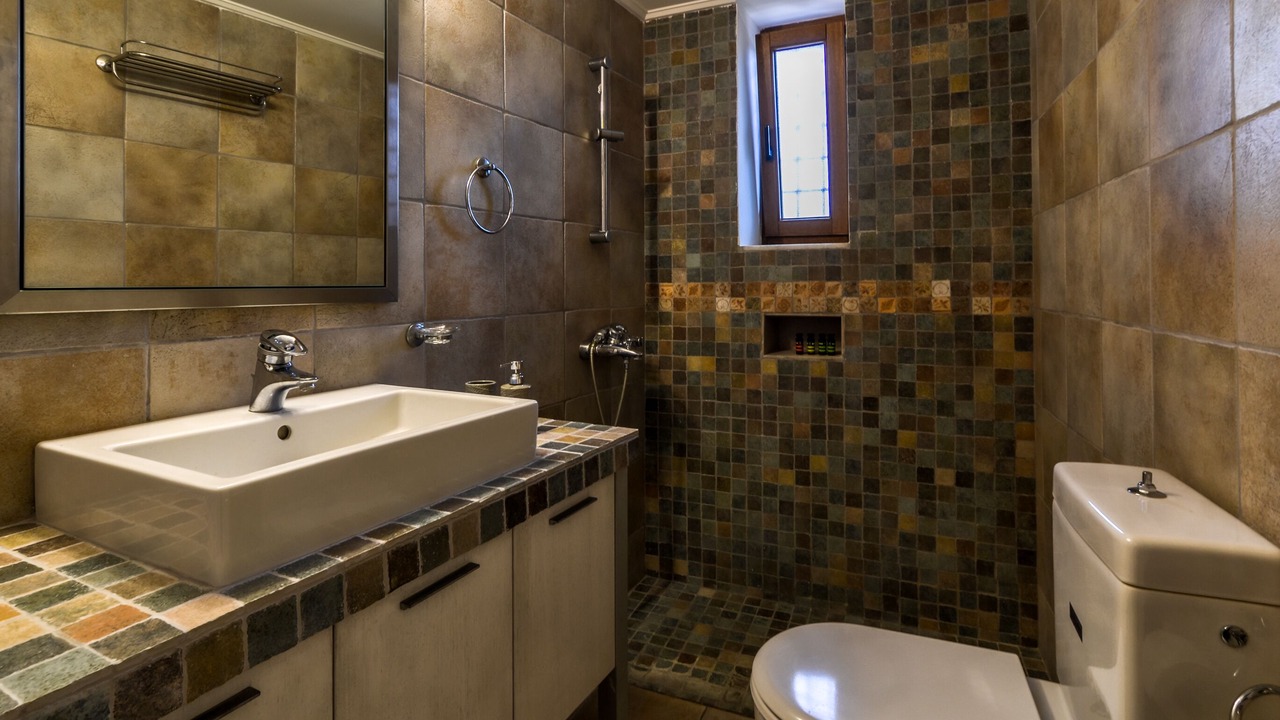 Photo of Bathroom in Plepi