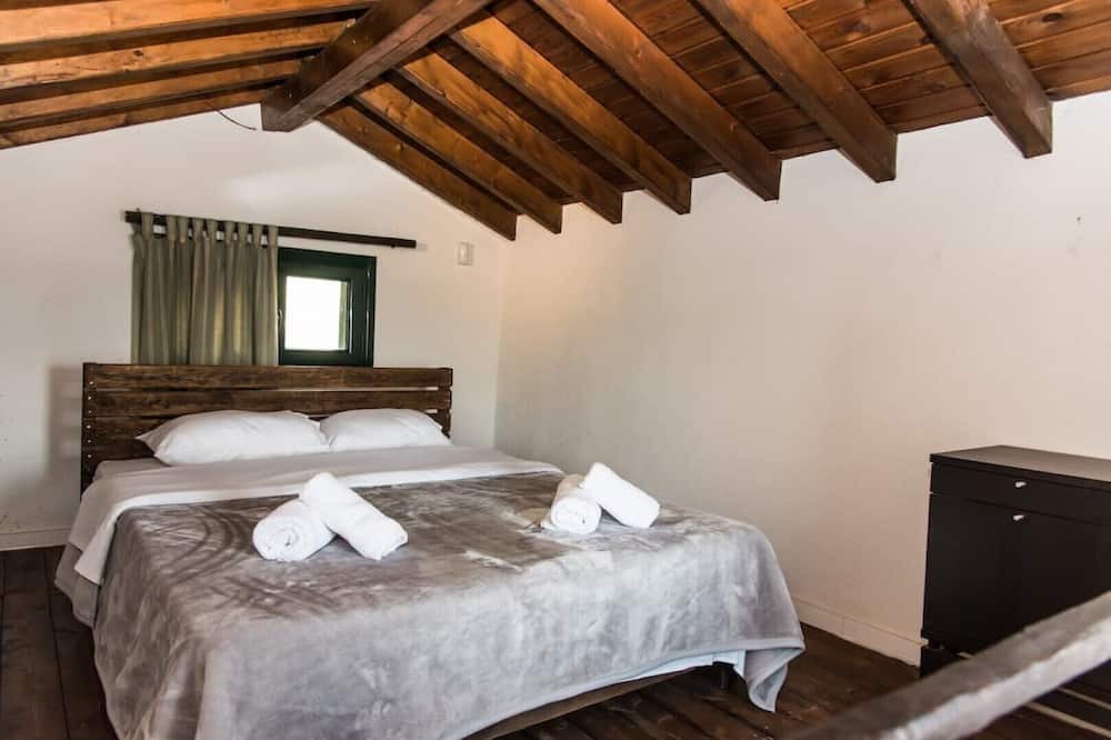 Photo of Bedroom in Phthiotis Region