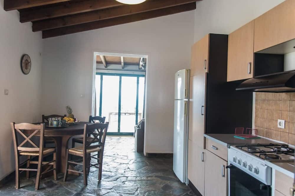 Photo of Kitchen in Phthiotis Region