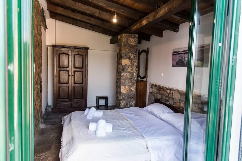 Photo of Bedroom in Phthiotis Region