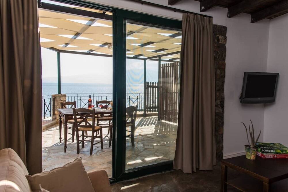 Photo of Livingroom in Phthiotis Region