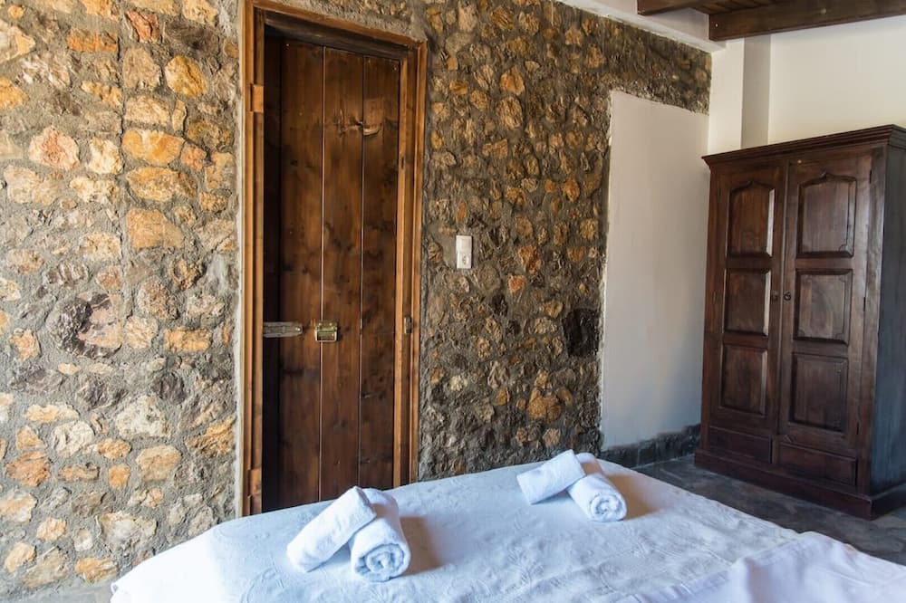 Photo of Bedroom in Phthiotis Region