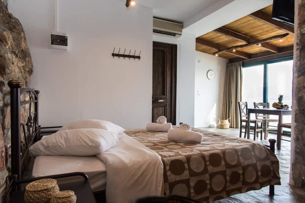 Photo of Bedroom in Phthiotis Region