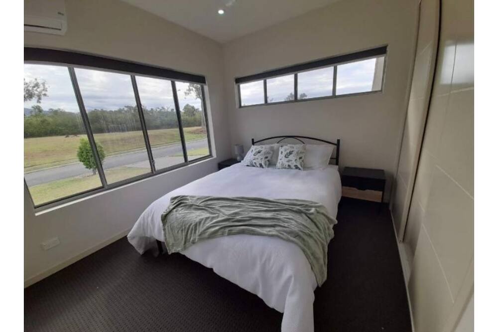 Photo of Bedroom in Midge Point