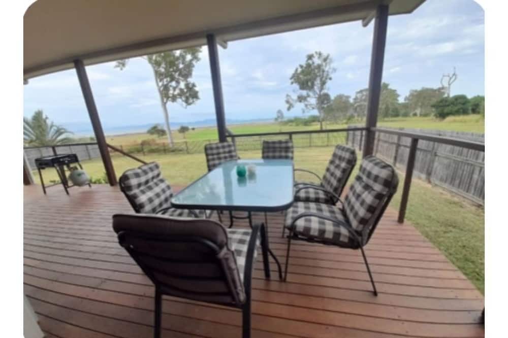 Photo of Patio Balcony in Midge Point