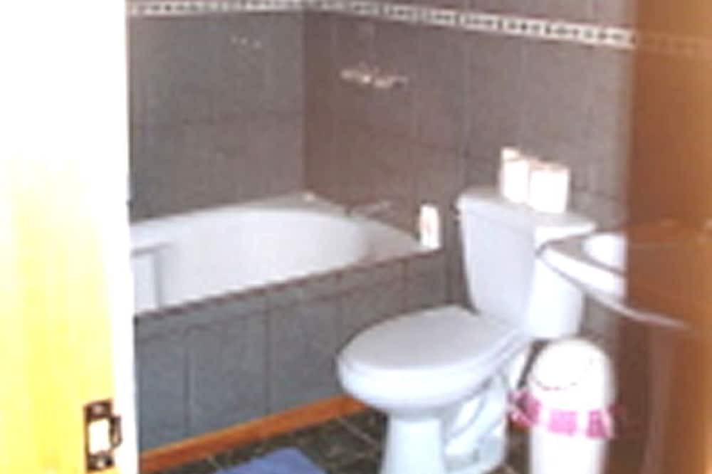 Photo of Bathroom in Baru