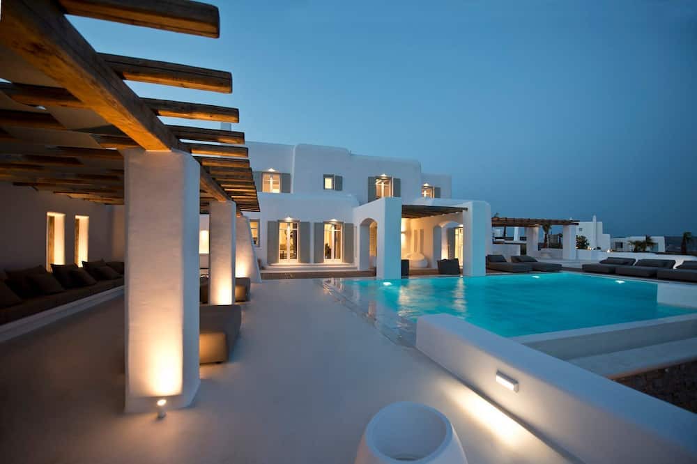 Photo of Outdoor in Tourlos