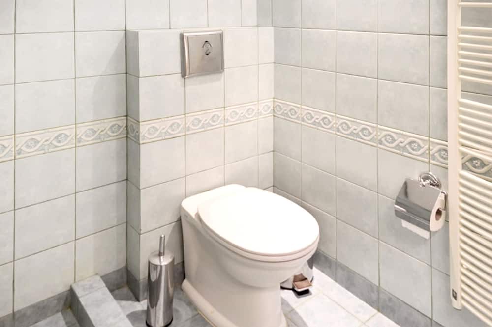 Photo of Bathroom in Karystos