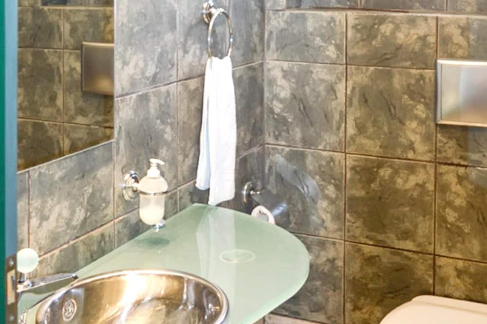 Photo of Bathroom in Karystos