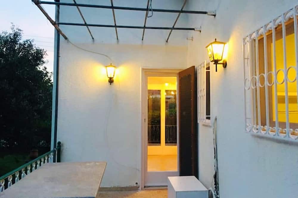 Photo of Livingroom in Tanagra