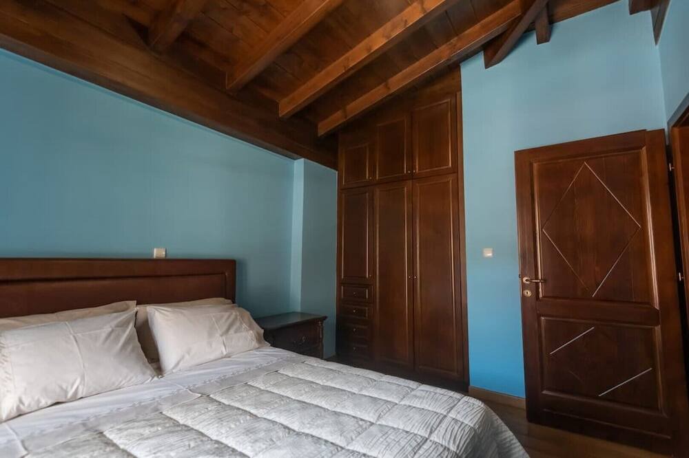 Photo of Bedroom in Karpenisi