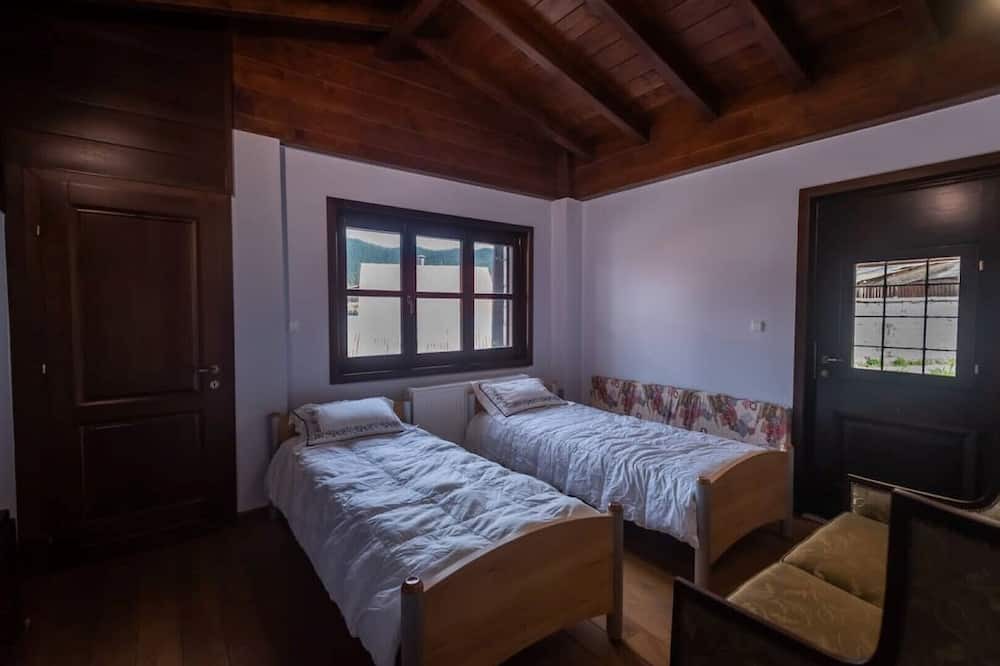 Photo of Bedroom in Karpenisi